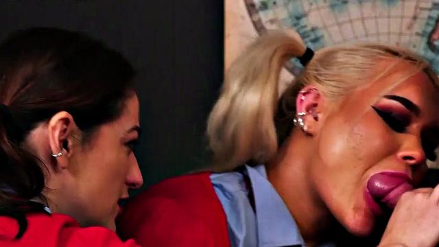 CFNM students suck and wank professors in 3some