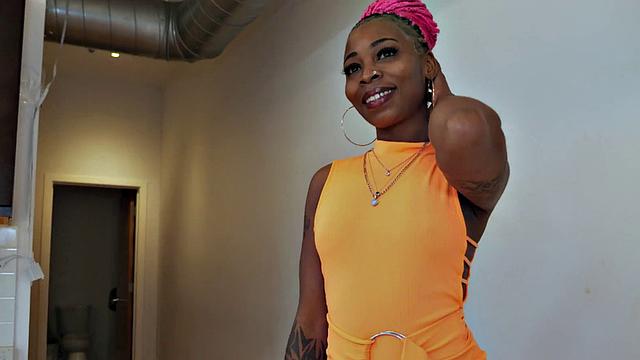 Headbandit with fine tip loves throating big BBC king kreme