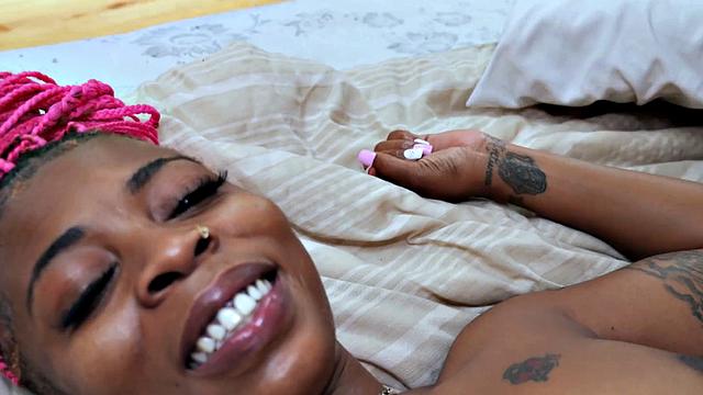 Headbandit with fine tip loves throating big BBC king kreme