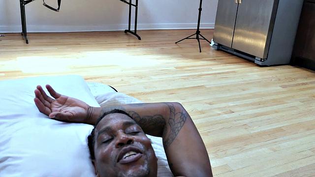 Headbandit with fine tip loves throating big BBC king kreme