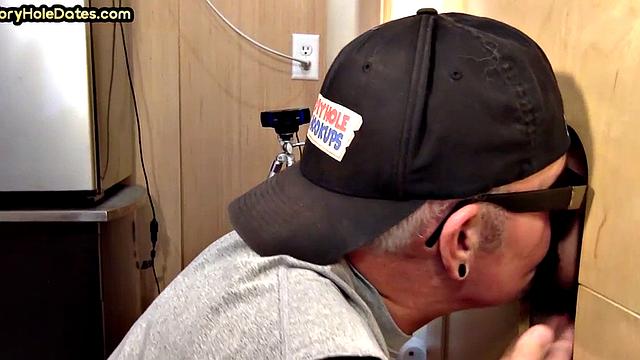 Real gaydaddy sucks gloryhole penis in private video