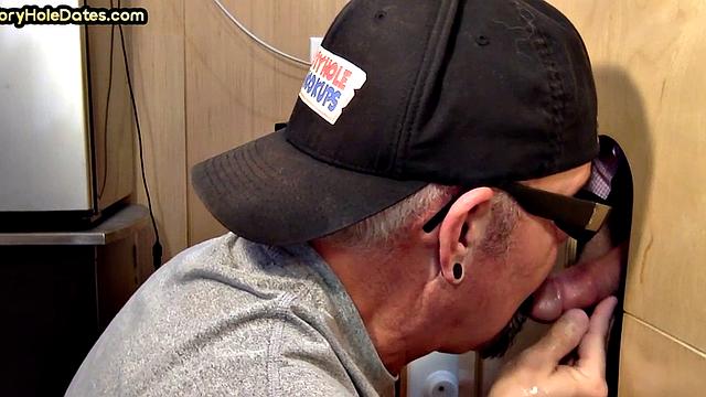 Real gaydaddy sucks gloryhole penis in private video