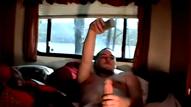 Блейз с большим членом дрочит - Блейз