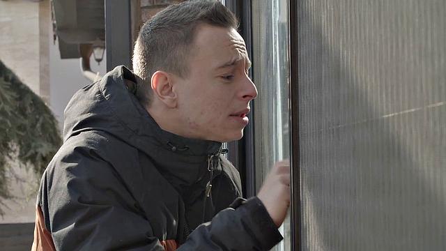 21 SEXTURY - Guy Gets Warmed Up By Hot Girl And Wet Pussy