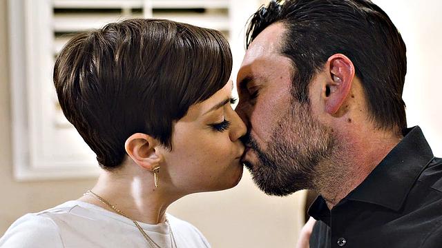 MODERN-DAY SINS - Horny Teen Wants to Watch Hot Girlfriend Jade Valentine Cheat With Their Teacher