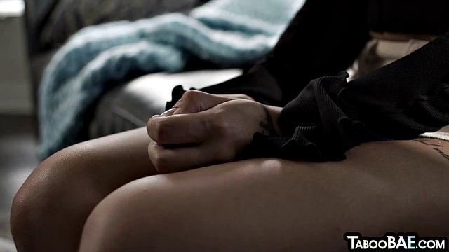 Beautiful tattooed babe deepthroating