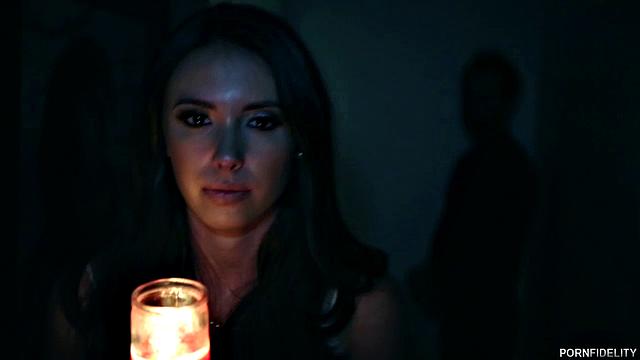 кейси калверт вызывает призрака и трахается с ним по полной