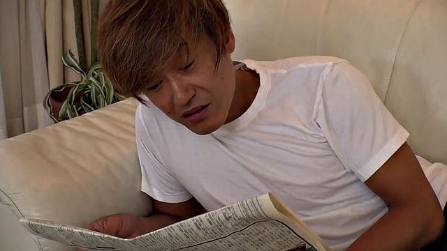Hairy Ryu Enami gives a great Asian blowjob