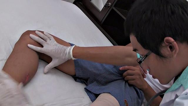 Hurt Asian twink bareback fucks during medical visit