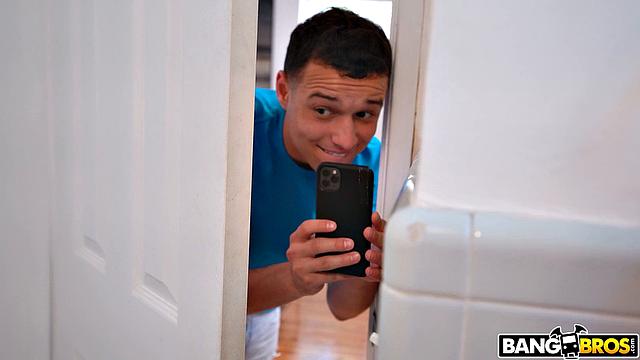 Sneaky Perv Gets Banged