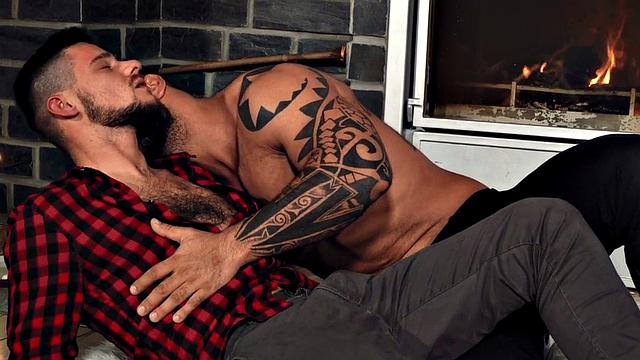 Dominant hunter barebacks after deepthroating