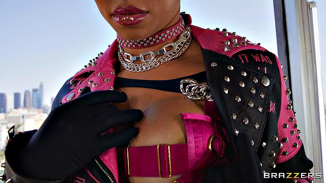 Kira Noir On Display - Part 1