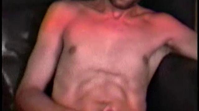 Ronny can't hold back-wild gay hookup explodes with raw passion