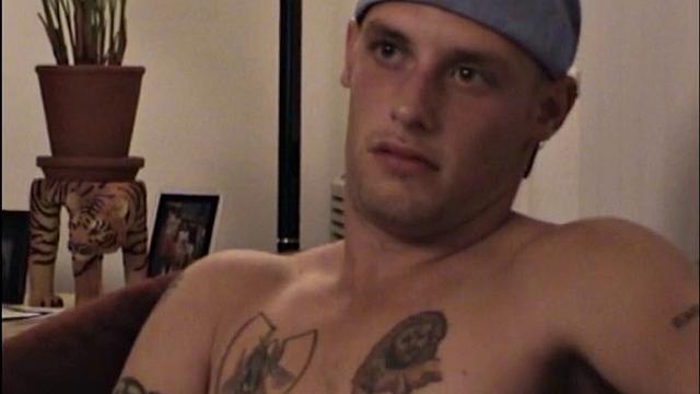 Straight Buzz Blows Vince