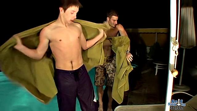 Горячий ночной трах у бассейна - Итан О'Рейли и Майк Робертс