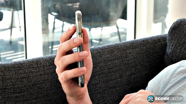 Holly Wood Makes Hard