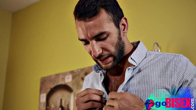 Big booty bitches pounded in 4some