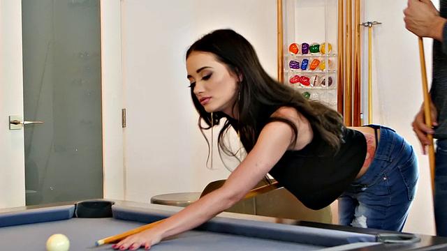 Young babe gets off with jeans & doggystyle in a wrecking room