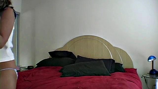 Kelli Hot and Sexy Photoshoot