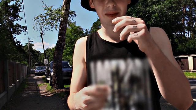 Cockriding gay fucked by big white dick in anal