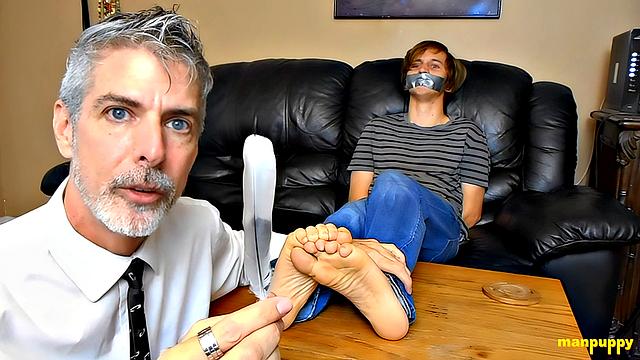 Elis Squirming On The Couch - Elis Ataxxx & Richard Lennox