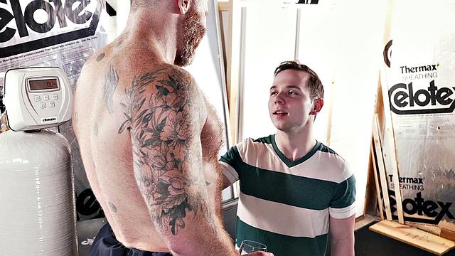 Tiny gay barebacked by massive hairy after rimjob