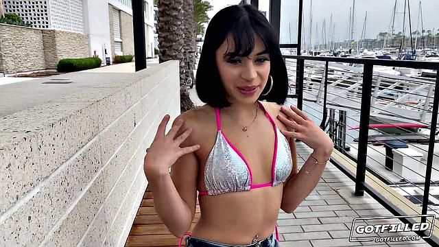 Aria Returns for Cum Filling