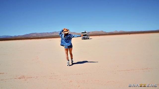 Slutty Hitchhiker Picked and Fucked