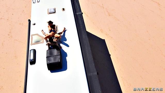 Slutty Hitchhiker Picked and Fucked