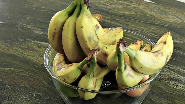 Horny Cecilia Reveals Desire For Stepdad And Finally Tastes His Cock