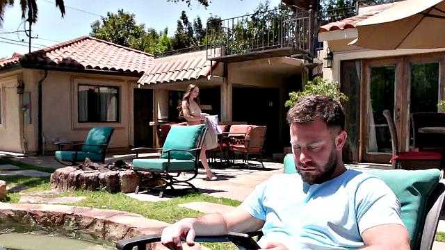 Big ass babe smashed by her man