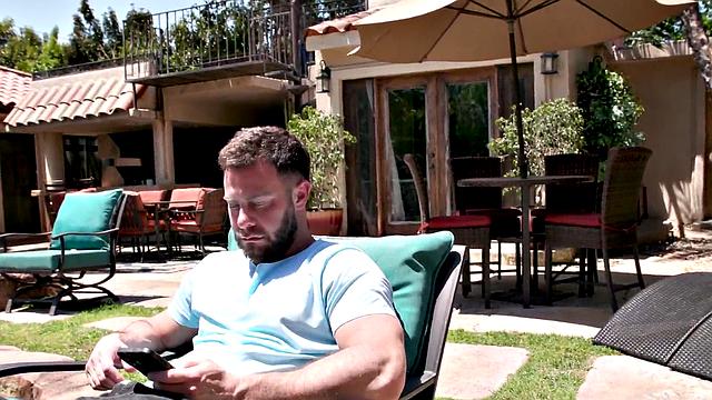 Big ass babe smashed by her man