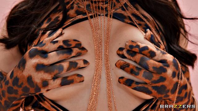 Valentina in the Limelight