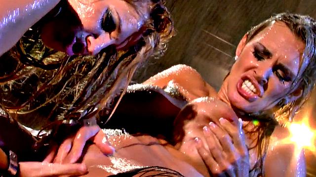 Glam lesbian finger fucks busty showering girlfriend in warehouse