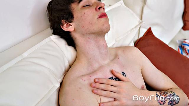 Ben Makes Out