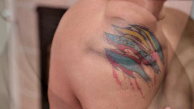 Smooth amateur stud enjoys tugging his hard on couch