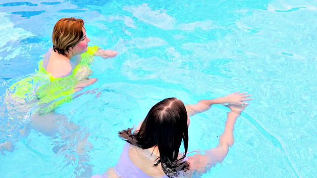 Molly Evans & Mary Brown: When Busts Meet