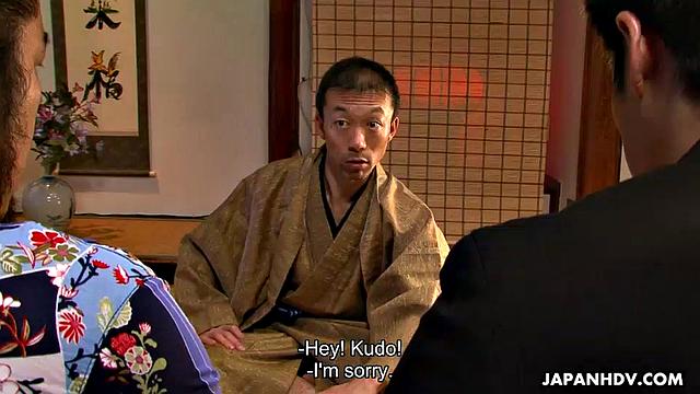 Rui Natsukawa shows dirty side on floor