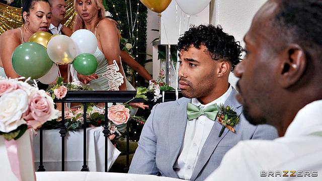 Бренди Салазар мстит неверному жениху с официантом в фотобудке на свадьбе.