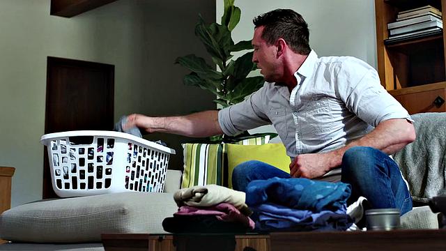 Taboo stepdad bareback fucks stepson's asshole while alone