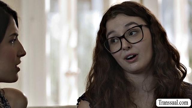 Fucking my chubby nerd neighbor in my house