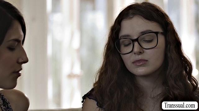 Fucking my chubby nerd neighbor in my house