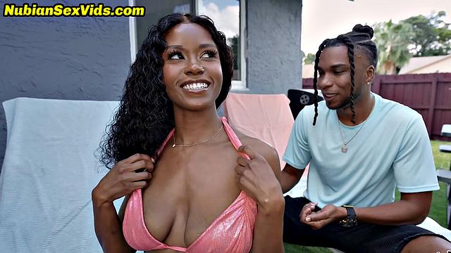 Outdoor Nubian amateur banged