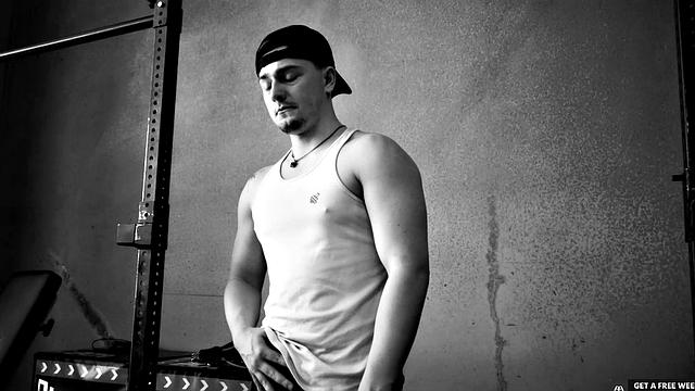 NextDoorBuddies - Explosive Gym Between 3 Fine Cocks