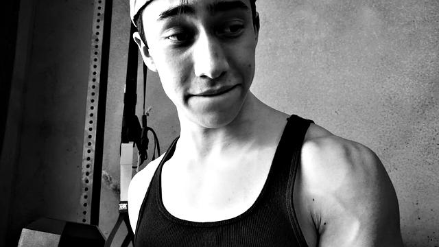 NextDoorBuddies - Explosive Gym Between 3 Fine Cocks