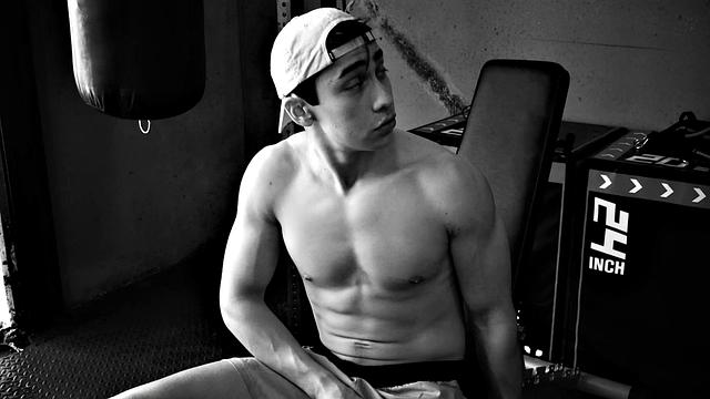 NextDoorBuddies - Explosive Gym Between 3 Fine Cocks