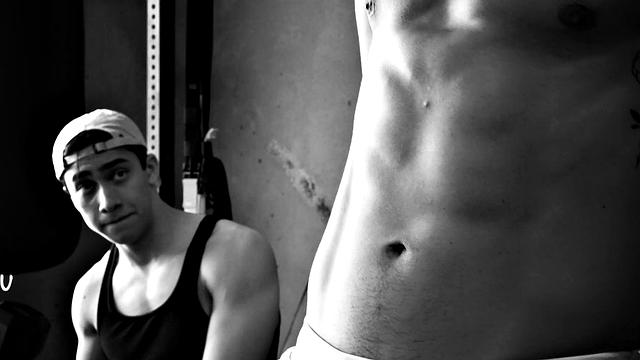 NextDoorBuddies - Explosive Gym Between 3 Fine Cocks