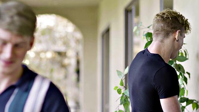 HETEROFLEXIBLE - Redhead Jock Eric Passionately Fucks New Lonelu Twink Neighbor Max Lorde