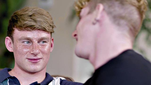 HETEROFLEXIBLE - Redhead Jock Eric Passionately Fucks New Lonelu Twink Neighbor Max Lorde