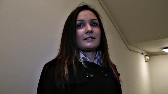 Brunette Teen Wants Money for Sex